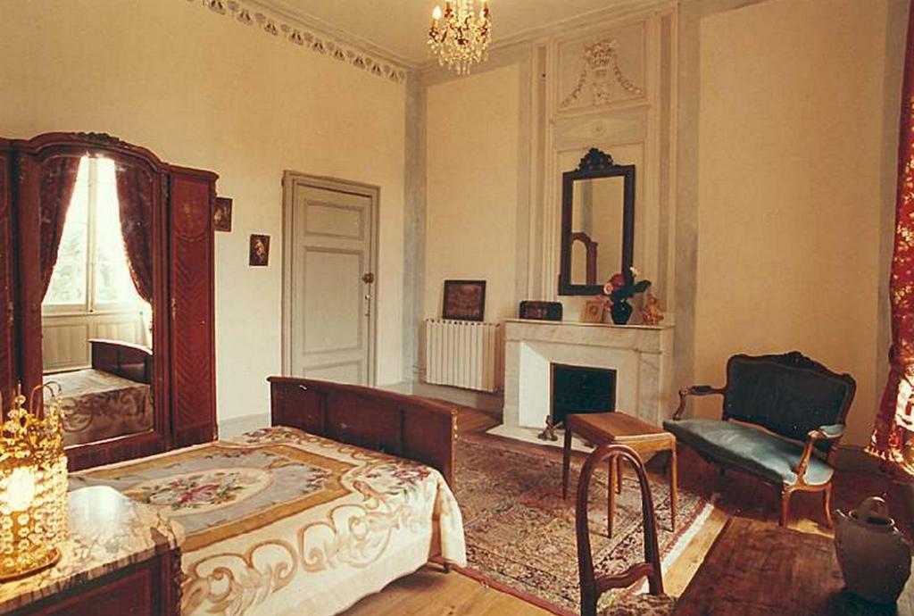 Chambres d'Hôtes du Chateau de Saint Sulpice La Sauvetat-sur-Lède Chambre photo