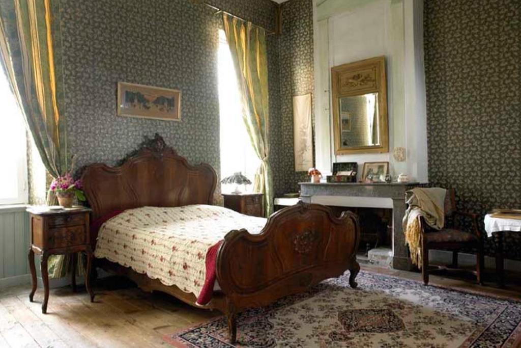 Chambres d'Hôtes du Chateau de Saint Sulpice La Sauvetat-sur-Lède Chambre photo